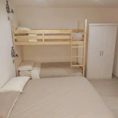 Nuovo E Tranquillo Nel Centro Storico Apartment Temu